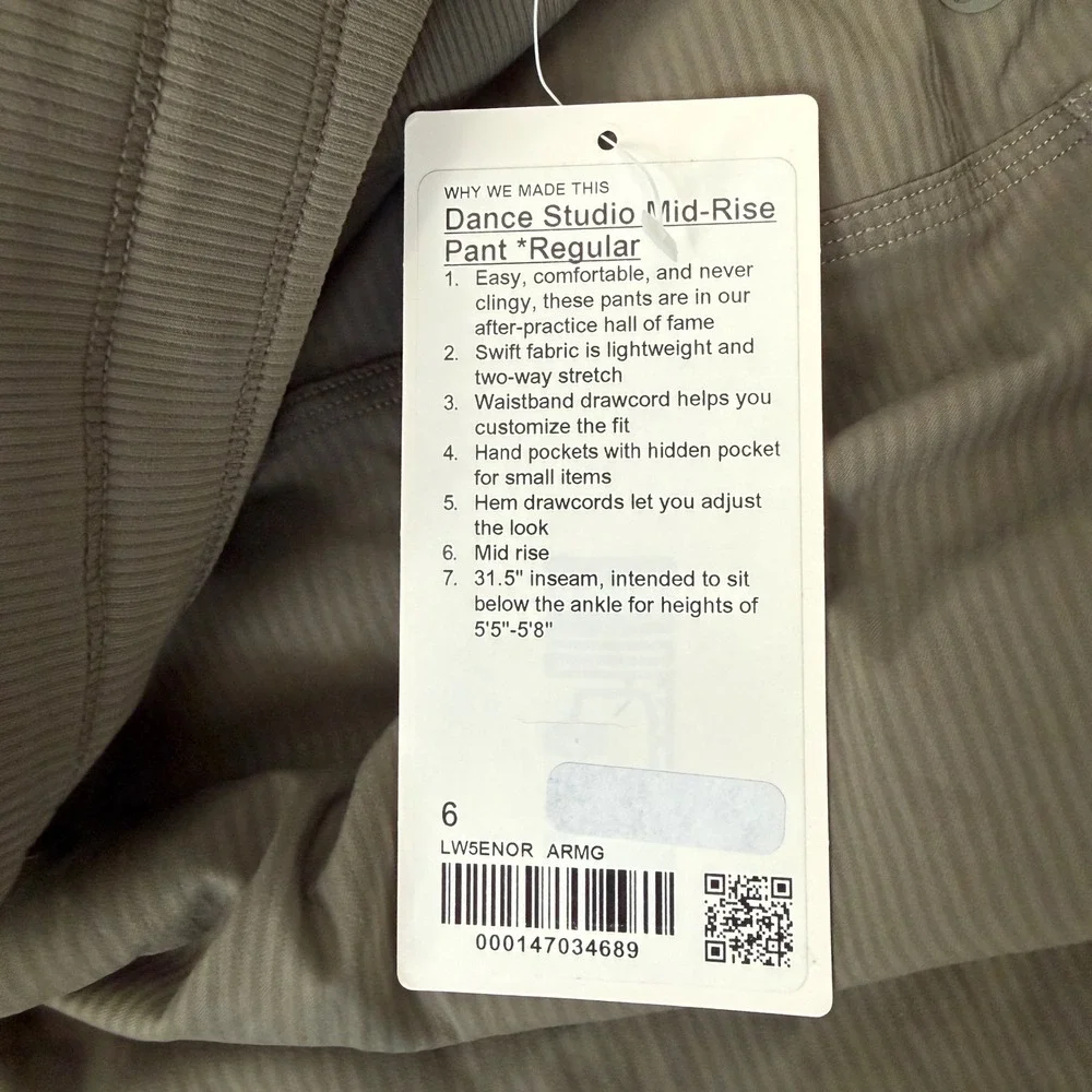 Lululemon dance studio midrise pant NWT size 6 green